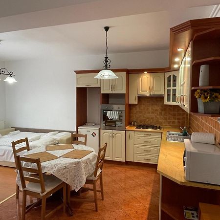 Zoli Apartmanok-Anita Koelcsey 34-36 Hajdúszoboszló Exterior foto