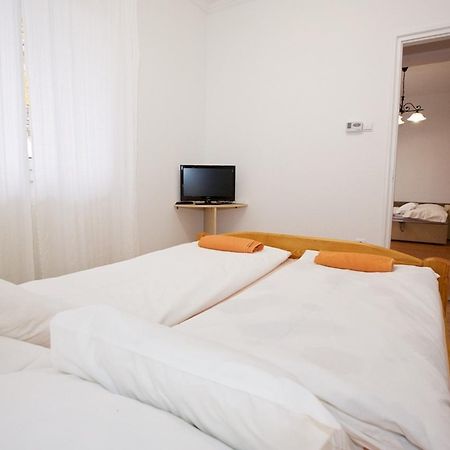 Zoli Apartmanok-Anita Koelcsey 34-36 Hajdúszoboszló Exterior foto